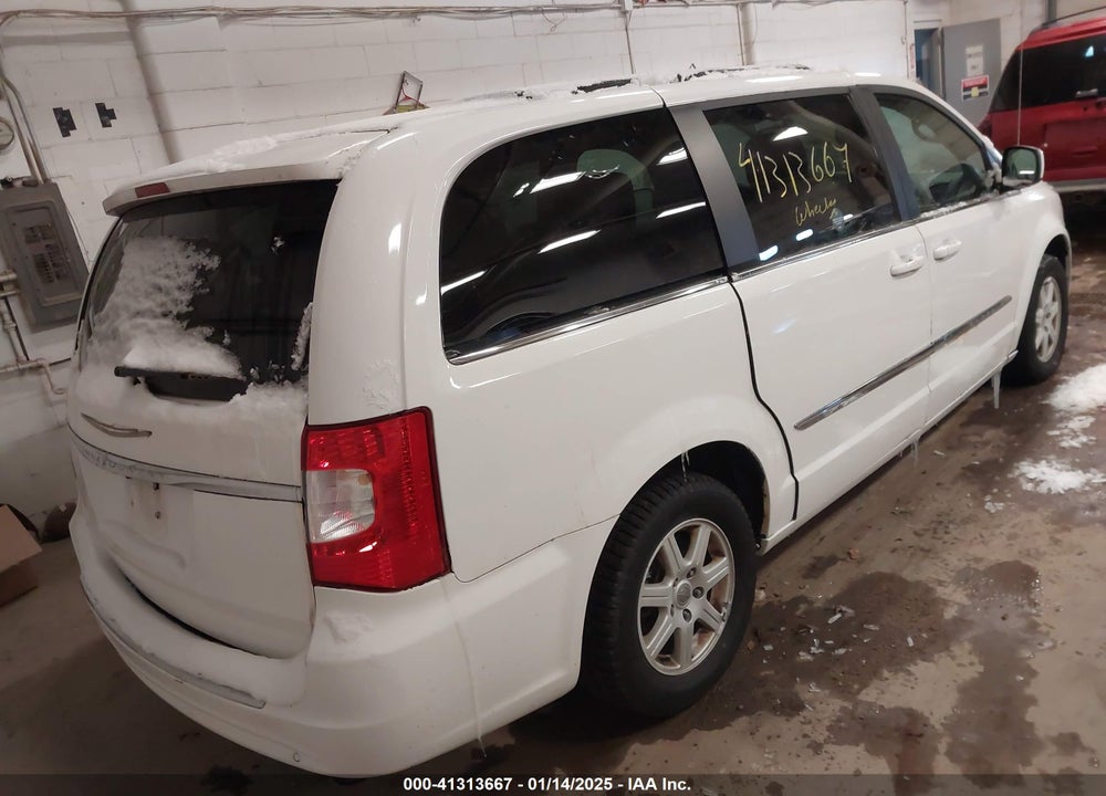 2011 CHRYSLER TOWN & COUNTRY TOURING VIN: 2A4RR5DG4BR703217