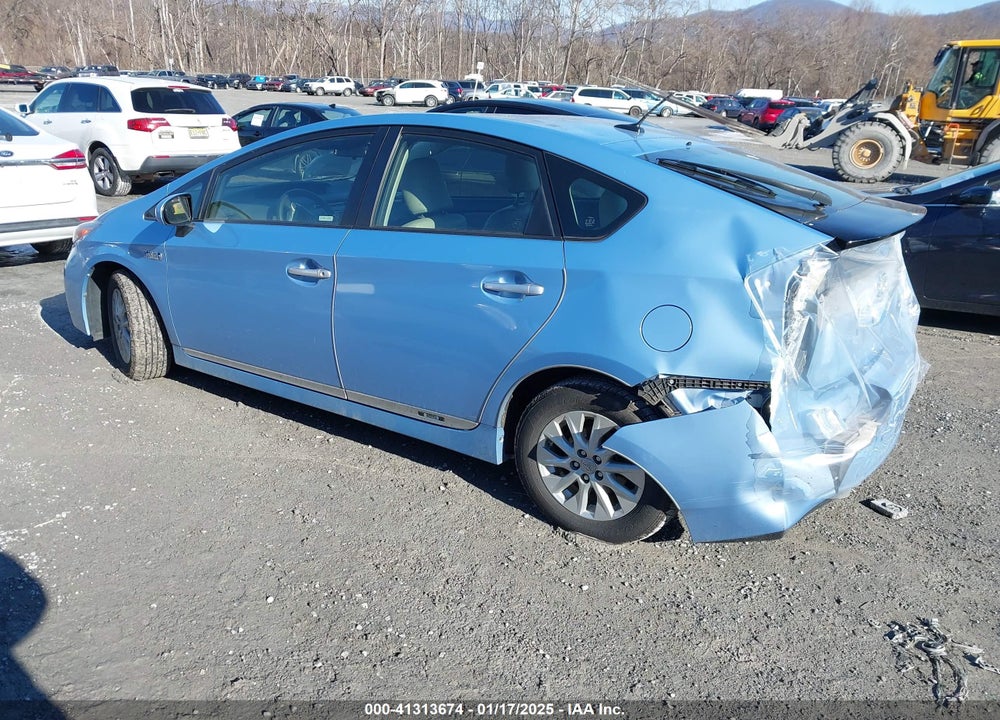 2013 TOYOTA PRIUS PLUG-IN VIN: JTDKN3DP1D3040451