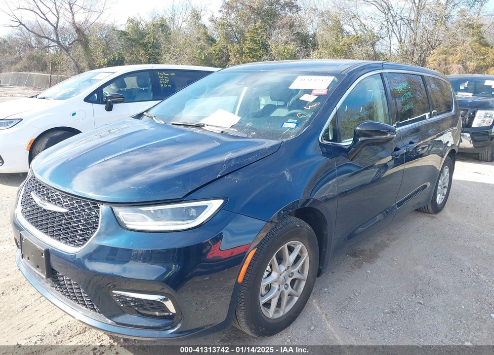 2024 CHRYSLER PACIFICA TOURING L VIN: 2C4RC1BG4RR182299
