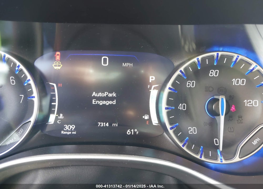 2024 CHRYSLER PACIFICA TOURING L VIN: 2C4RC1BG4RR182299