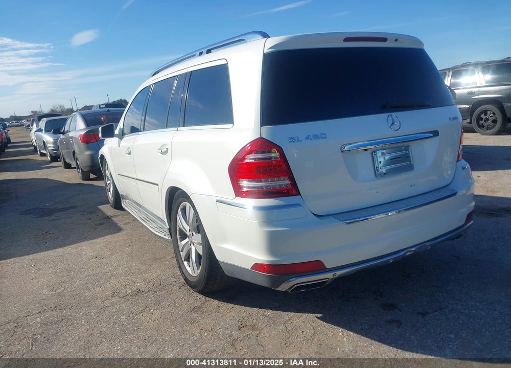 2011 MERCEDES-BENZ GL 450 4MATIC VIN: 4JGBF7BE1BA714740