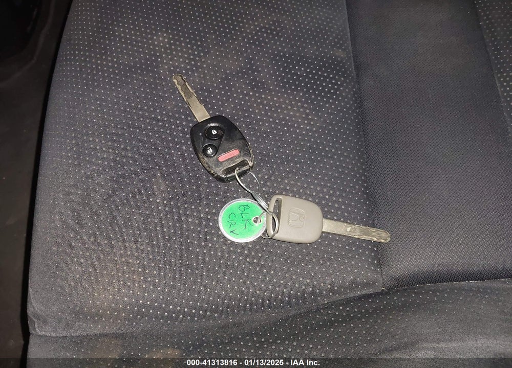 2011 HONDA CR-V SE VIN: JHLRE4H42BC023128