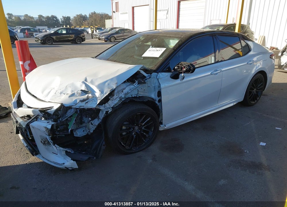 2022 TOYOTA CAMRY VIN: 4T1K31AK6NU040357