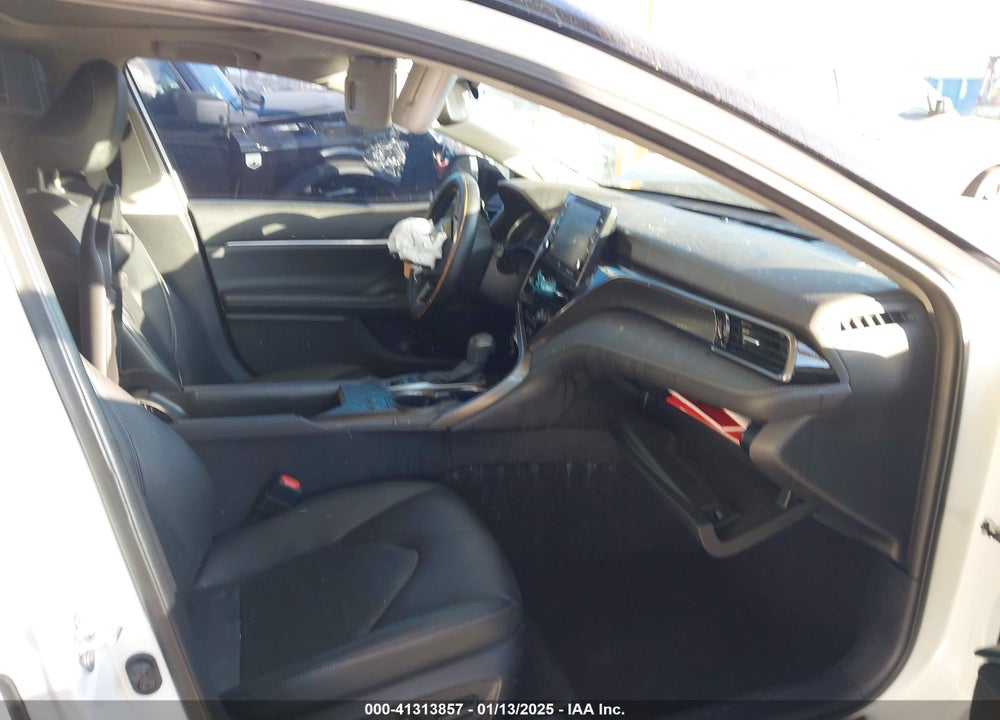 2022 TOYOTA CAMRY VIN: 4T1K31AK6NU040357