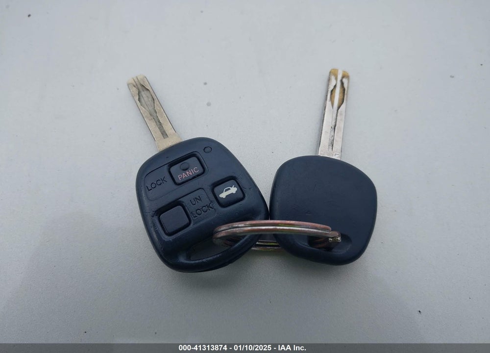 2004 LEXUS ES 330 VIN: JTHBA30G745007510