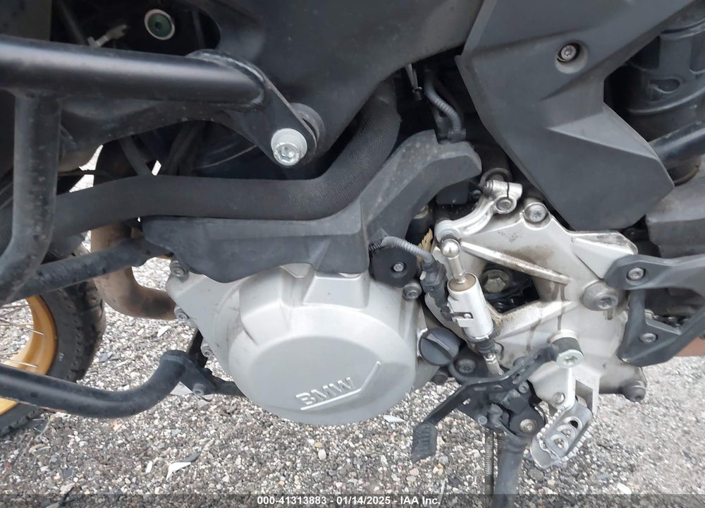 2021 BMW F 750 GS VIN: WB10B1804M6D97025