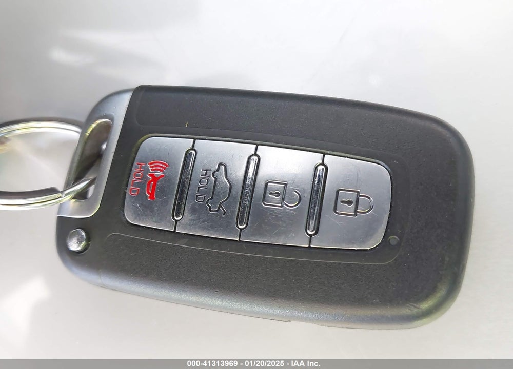 2013 KIA OPTIMA VIN: 5XXGR4A61DG090777