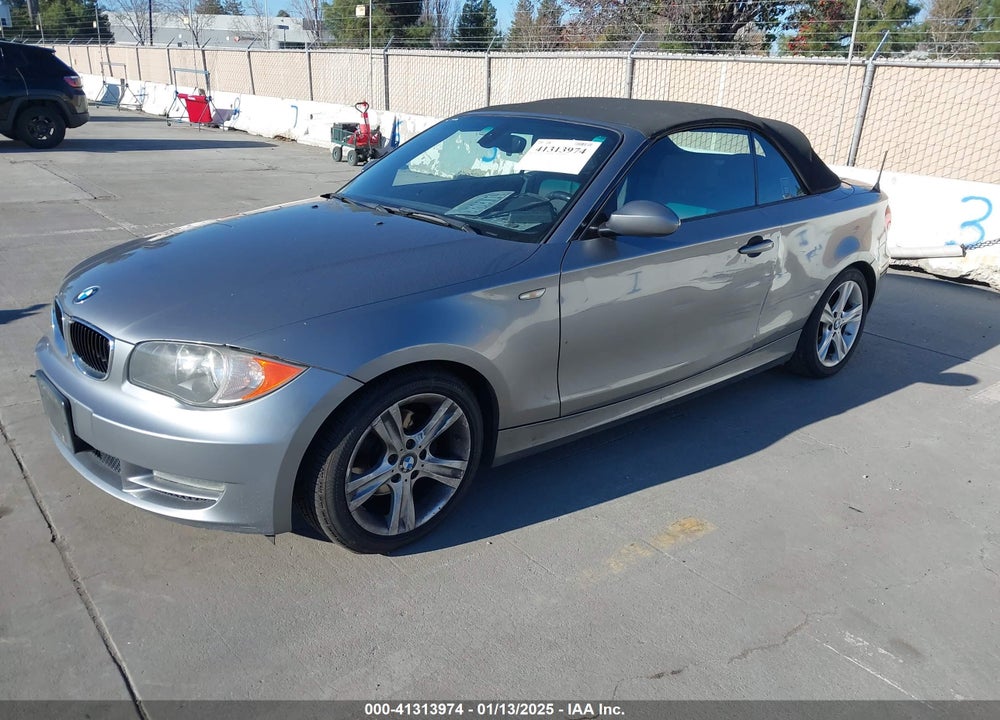 2009 BMW 128I VIN: WBAUN13529VH81605