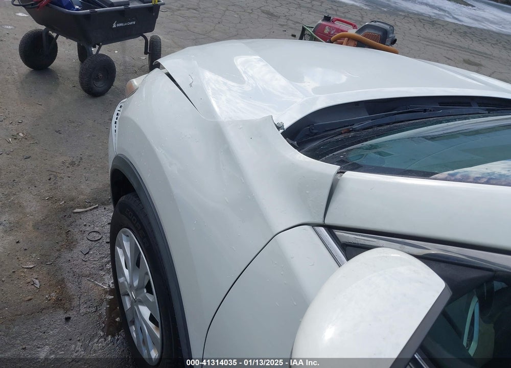 2016 NISSAN ROGUE VIN: JN8AT2MT3GW013722