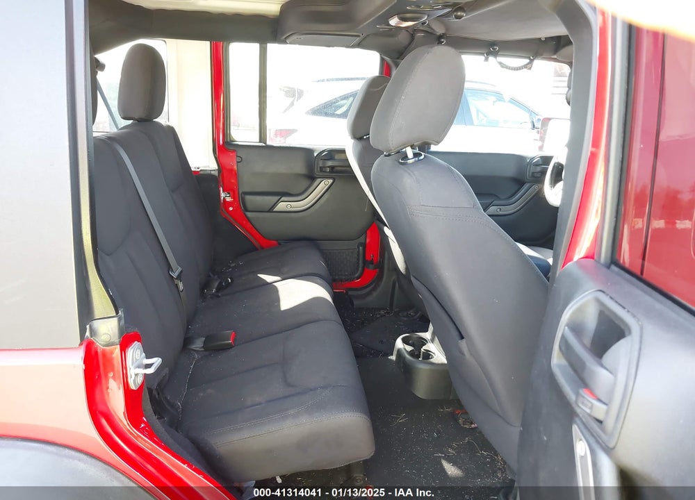 2015 JEEP WRANGLER UNLIMITED SPORT VIN: 1C4BJWDG1FL540450