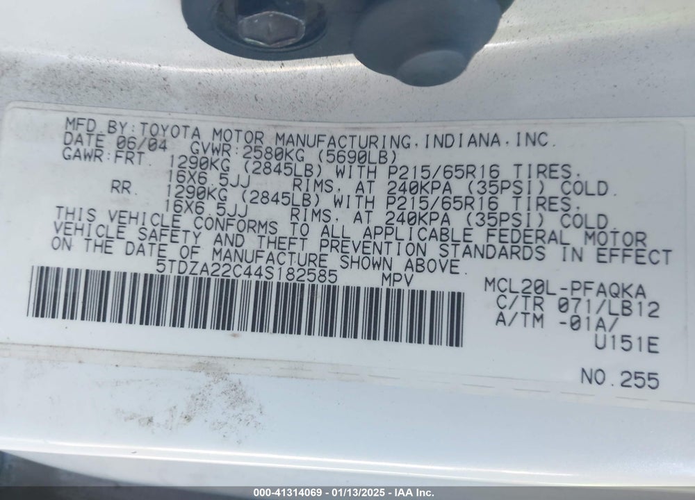2004 TOYOTA SIENNA XLE VIN: 5TDZA22C44S182585