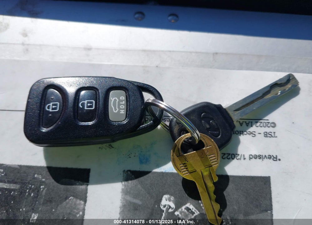 2013 HYUNDAI SONATA VIN: 5NPEB4AC0DH509238