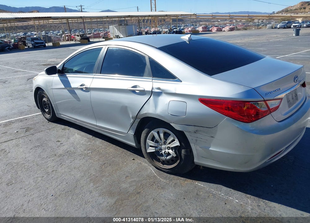 2013 HYUNDAI SONATA VIN: 5NPEB4AC0DH509238