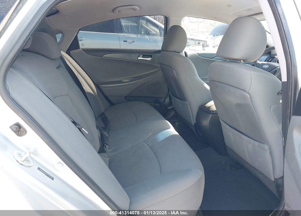 2013 HYUNDAI SONATA VIN: 5NPEB4AC0DH509238