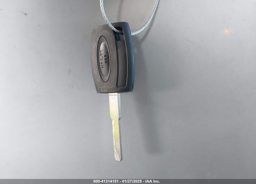 2016 FORD FOCUS VIN: 1FADP3F26GL209328