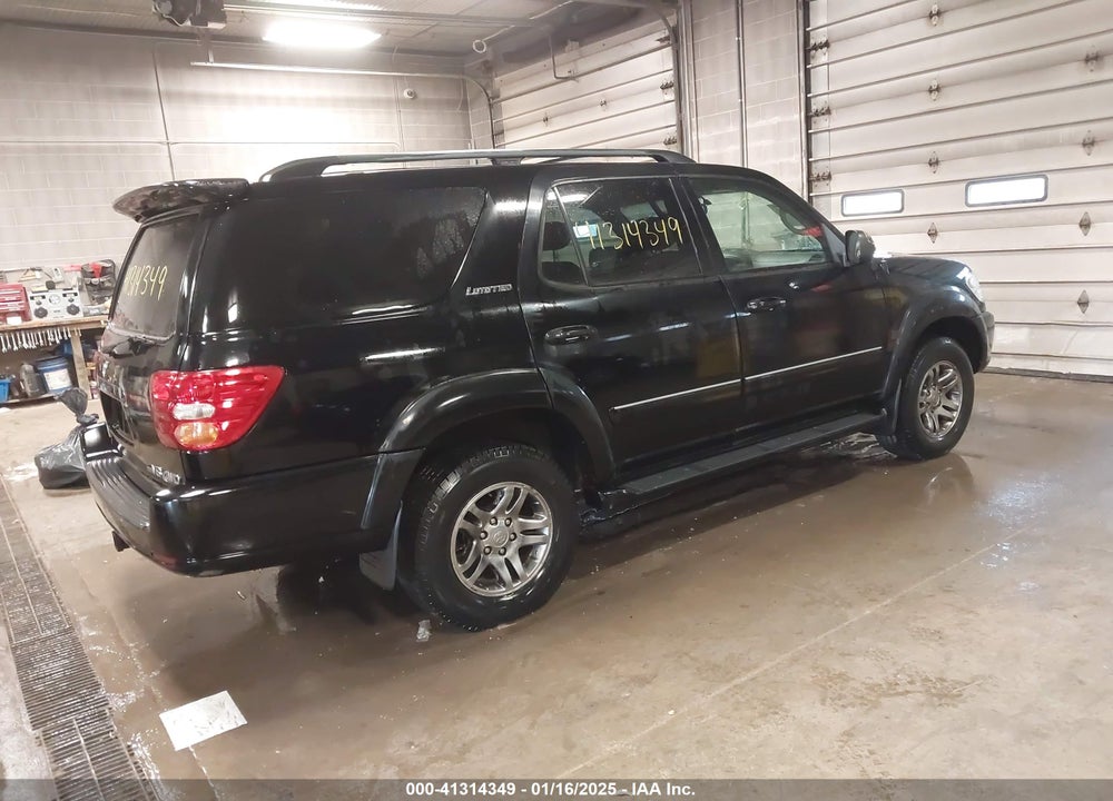 2004 TOYOTA SEQUOIA LIMITED V8 VIN: 5TDBT48A14S211599