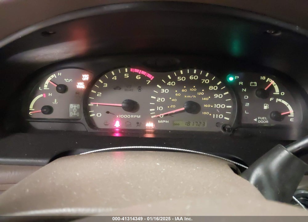 2004 TOYOTA SEQUOIA LIMITED V8 VIN: 5TDBT48A14S211599