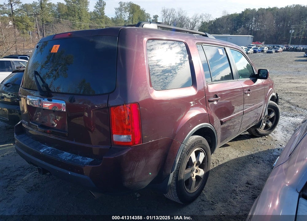 2011 HONDA PILOT EX-L VIN: 5FNYF3H52BB051927