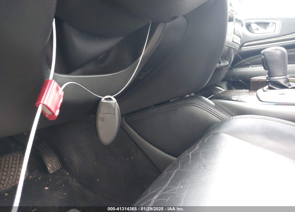 2013 INFINITI JX35 VIN: 5N1AL0MN6DC320330
