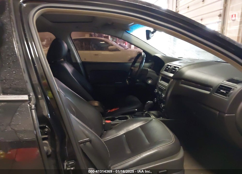 2011 FORD FUSION VIN: 3FAHP0JA3BR291155