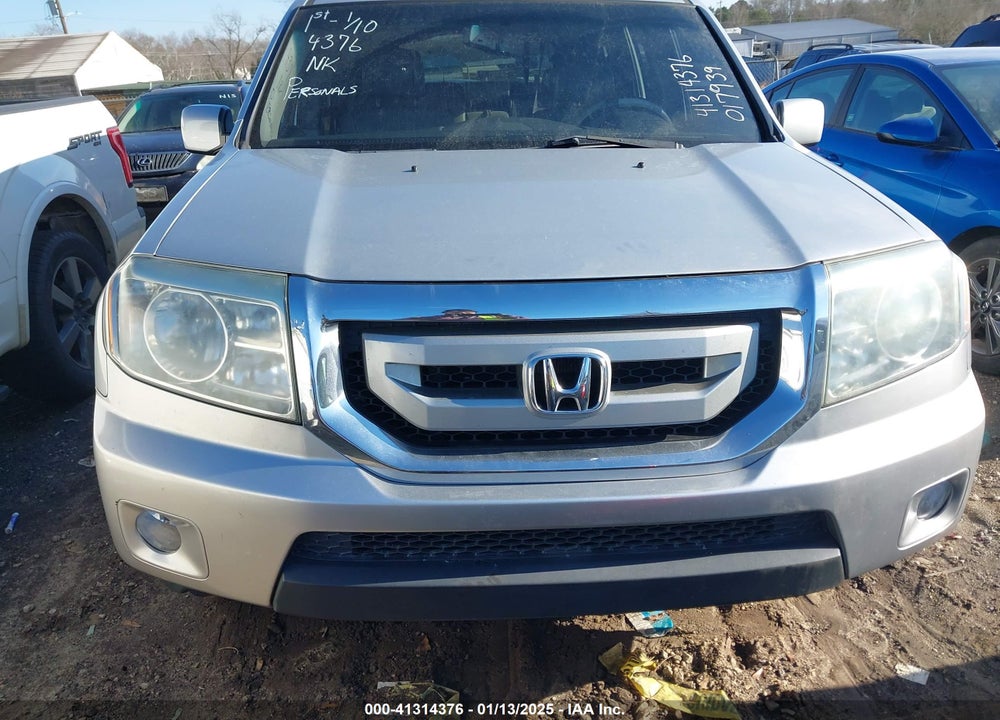 2010 HONDA PILOT EX-L VIN: 5FNYF3H65AB017939