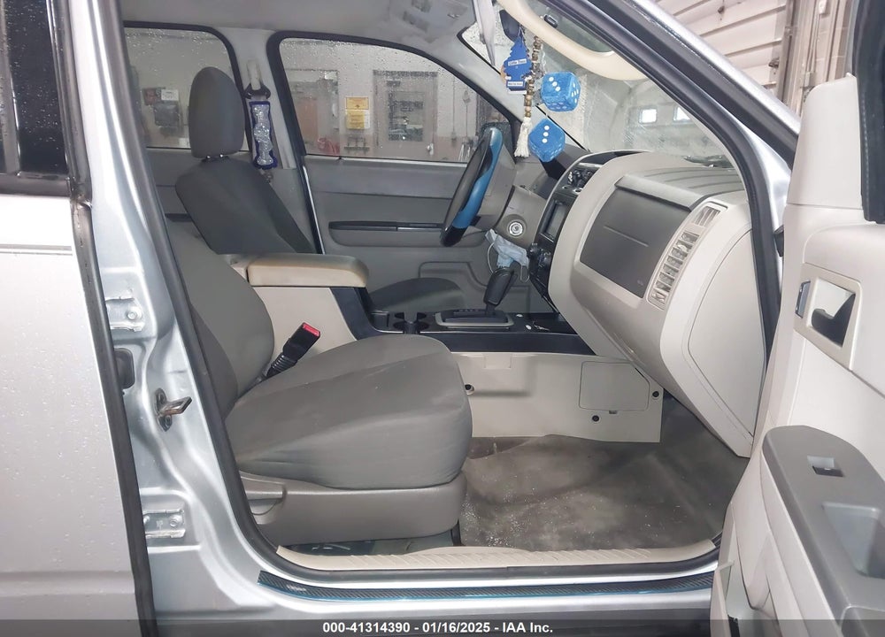 2012 FORD ESCAPE XLS VIN: 1FMCU0C70CKA63842