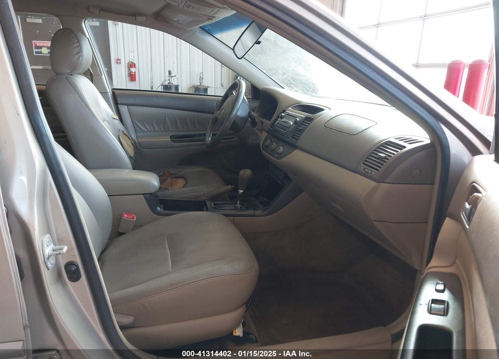 2005 TOYOTA CAMRY LE VIN: 4T1BE32K15U091074
