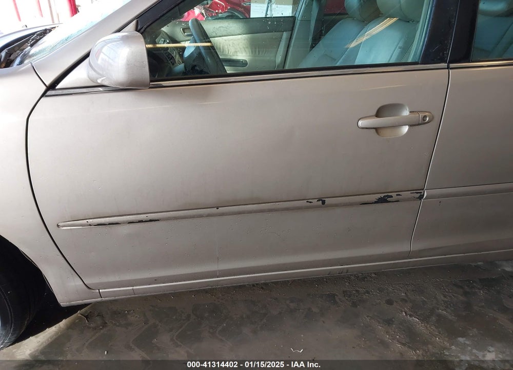 2005 TOYOTA CAMRY LE VIN: 4T1BE32K15U091074