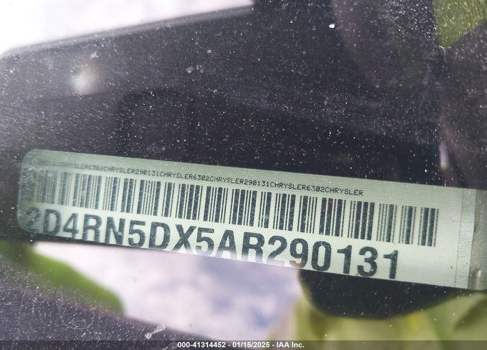 2010 DODGE GRAND CARAVAN VIN: 2D4RN5DX5AR290131