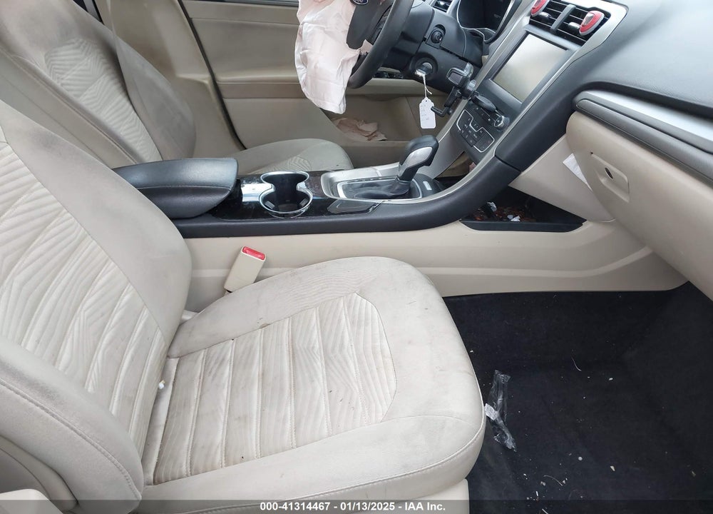 2016 FORD FUSION SE VIN: 3FA6P0H73GR309887