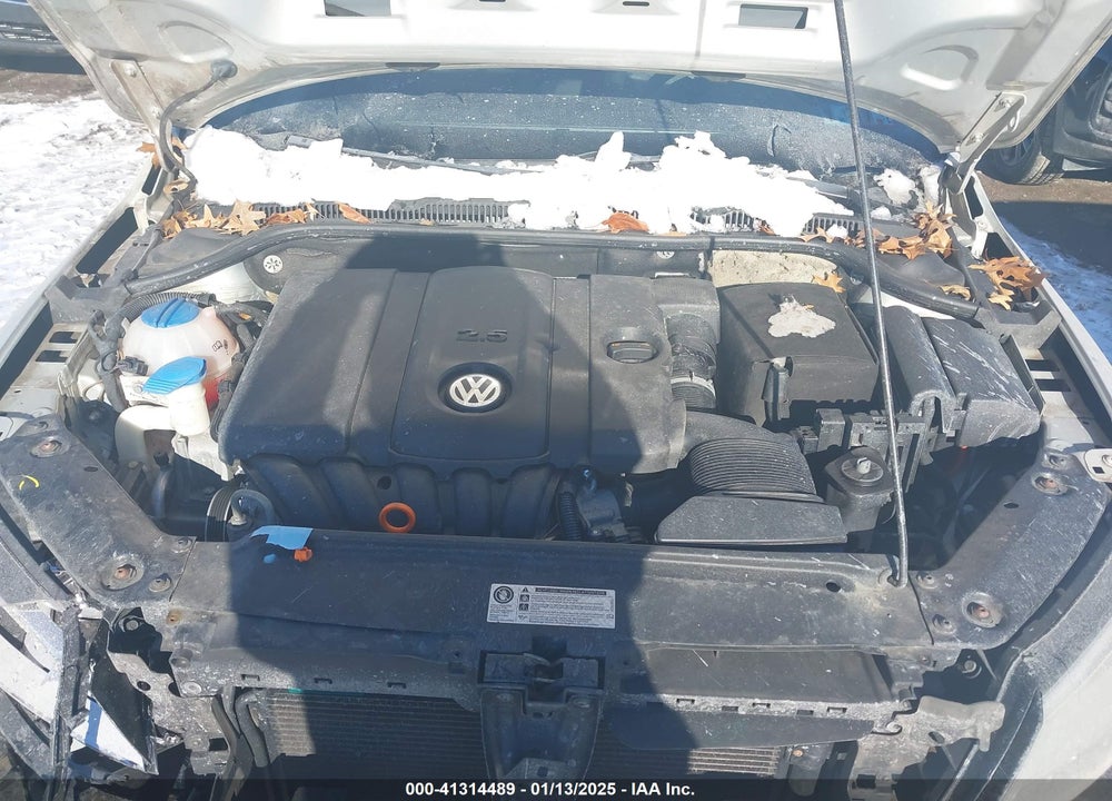 2011 VOLKSWAGEN JETTA 2.5L SE VIN: 3VWDZ7AJ6BM336255