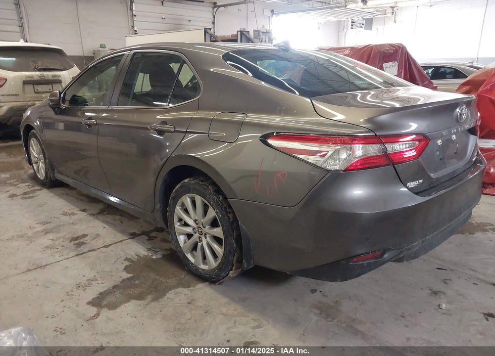 2020 TOYOTA CAMRY LE AWD VIN: 4T1C11BK0LU016576