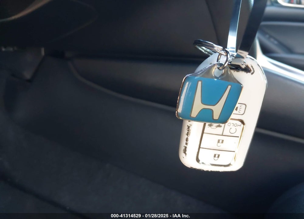 2022 HONDA ACCORD VIN: 1HGCV3F25NA008008
