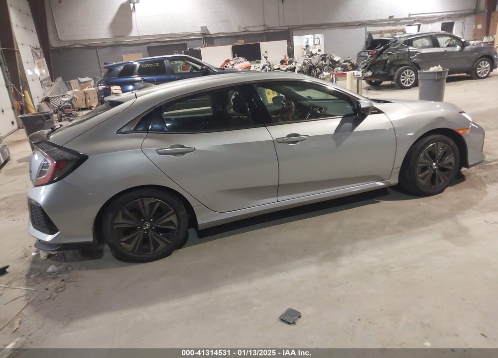 2018 HONDA CIVIC VIN: SHHFK7H56JU426256