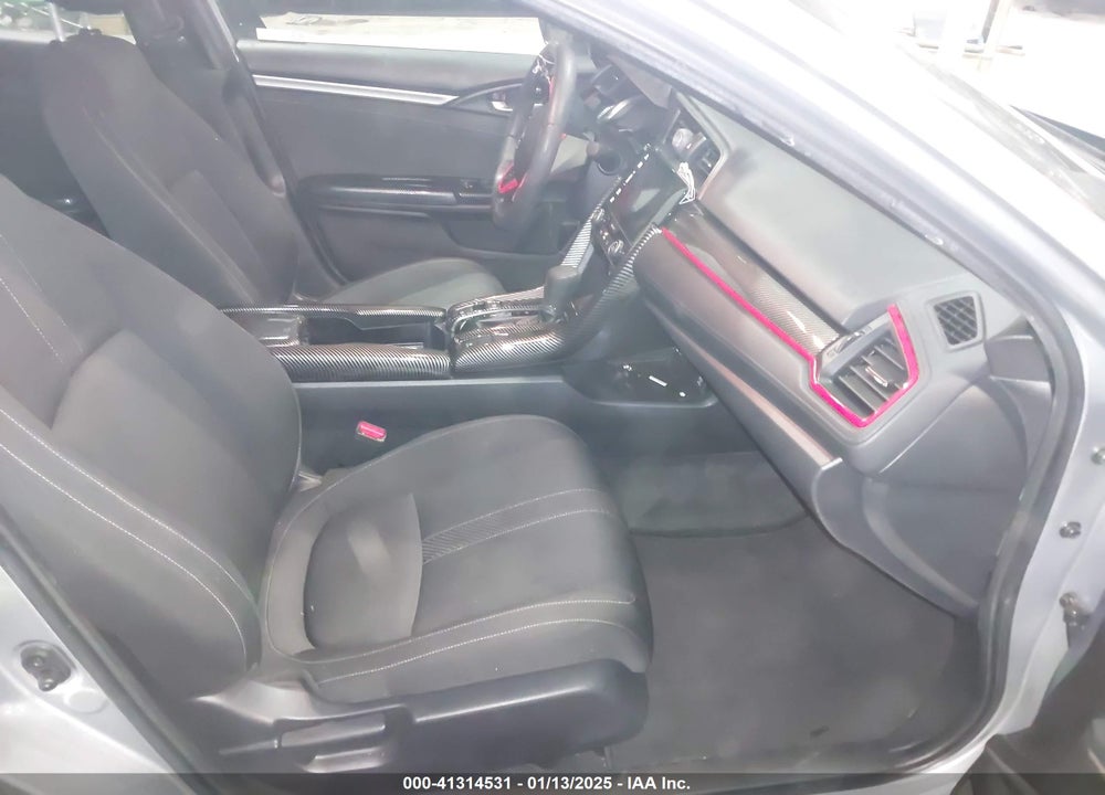 2018 HONDA CIVIC VIN: SHHFK7H56JU426256