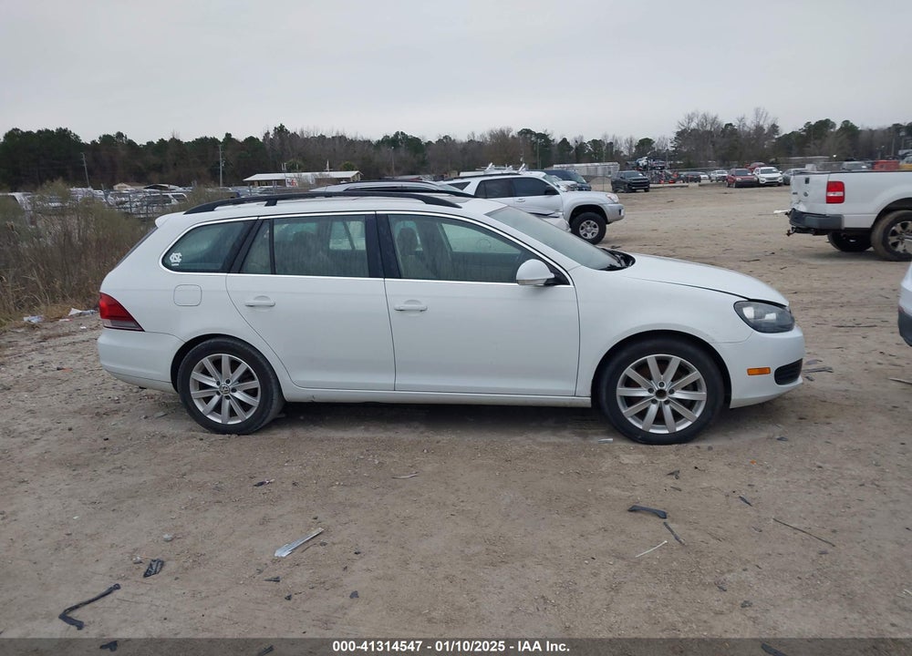 2014 VOLKSWAGEN JETTA SPORTWAGEN VIN: 3VWPL7AJ2EM622347