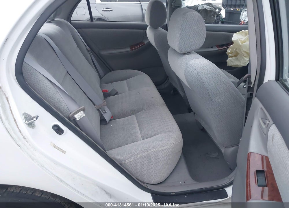 2004 TOYOTA COROLLA LE VIN: 2T1BR32E24C315953