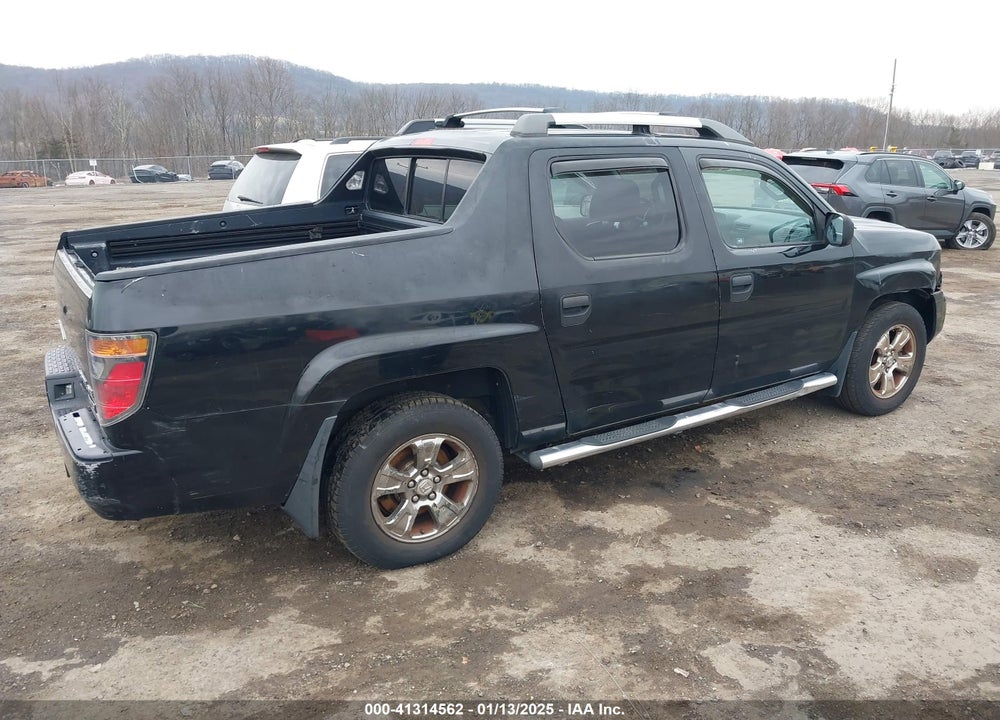 2008 HONDA RIDGELINE RT VIN: 2HJYK16218H517919