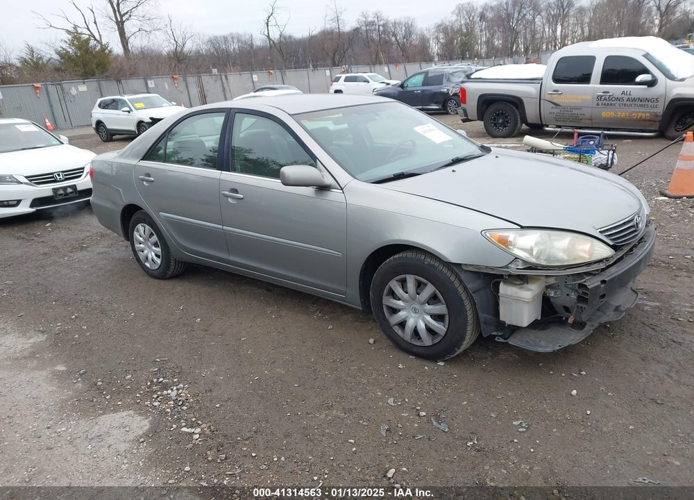 2005 TOYOTA CAMRY LE VIN: 4T1BE32K75U960759