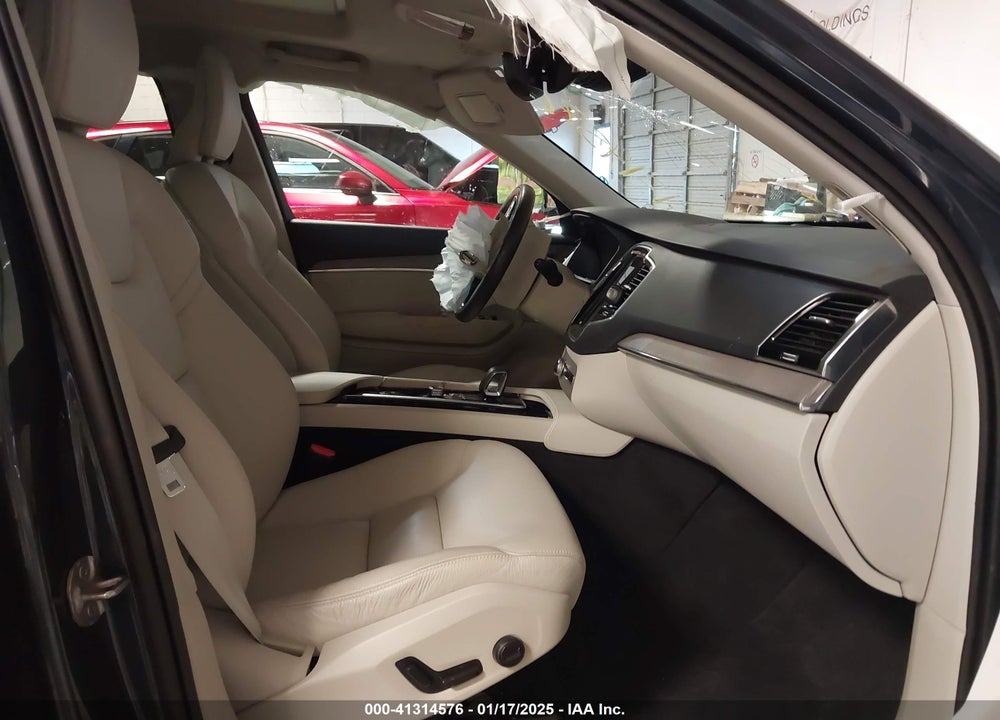 2024 VOLVO XC90 VIN: YV4062PE1R1157343