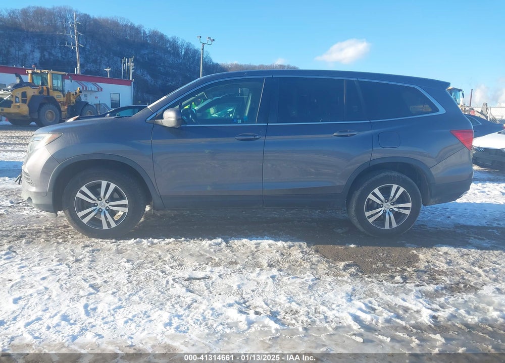 2017 HONDA PILOT EX-L VIN: 5FNYF6H59HB015260