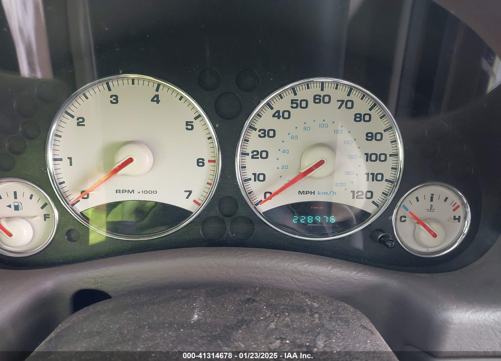 2004 JEEP LIBERTY RENEGADE VIN: 1J4GK38K94W128394