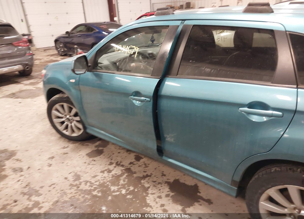 2011 MITSUBISHI OUTLANDER SPORT VIN: JA4AR4AU8BZ004079