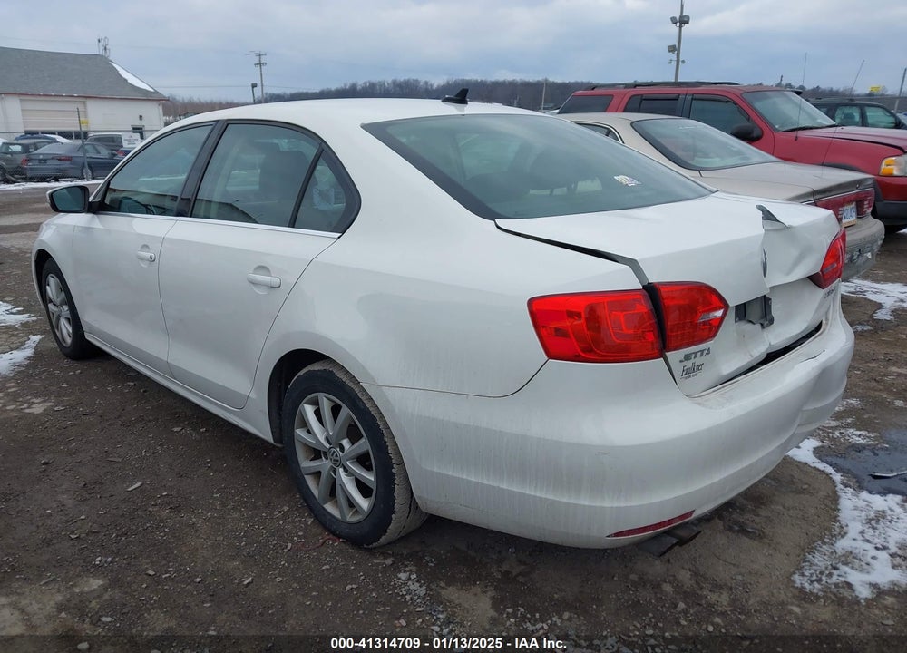 2013 VOLKSWAGEN JETTA SE VIN: 3VWDP7AJ2DM380634