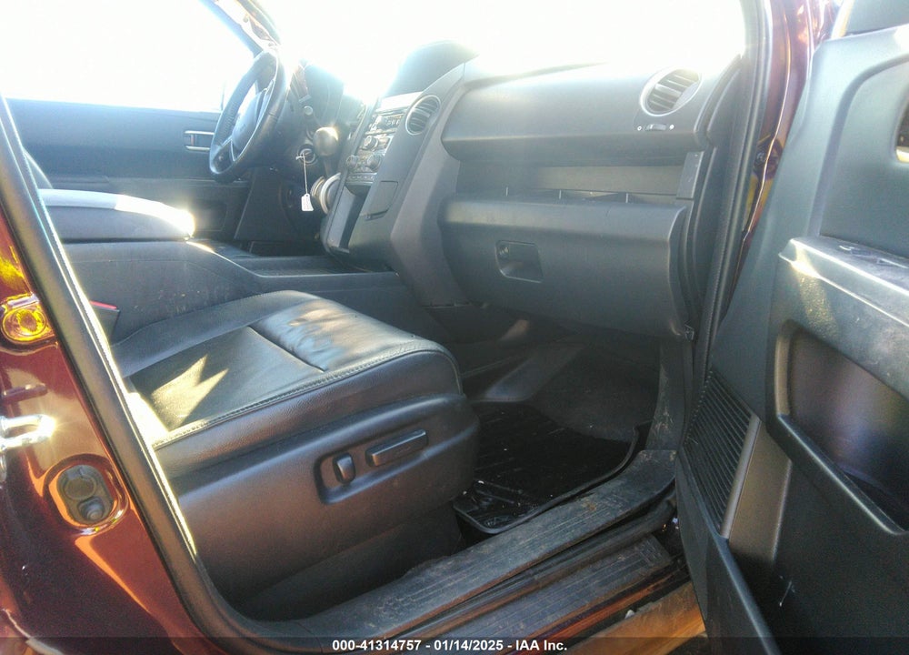 2015 HONDA PILOT EX-L VIN: 5FNYF3H55FB011234