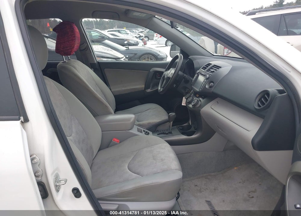 2011 TOYOTA RAV4 VIN: 2T3BF4DV3BW161932