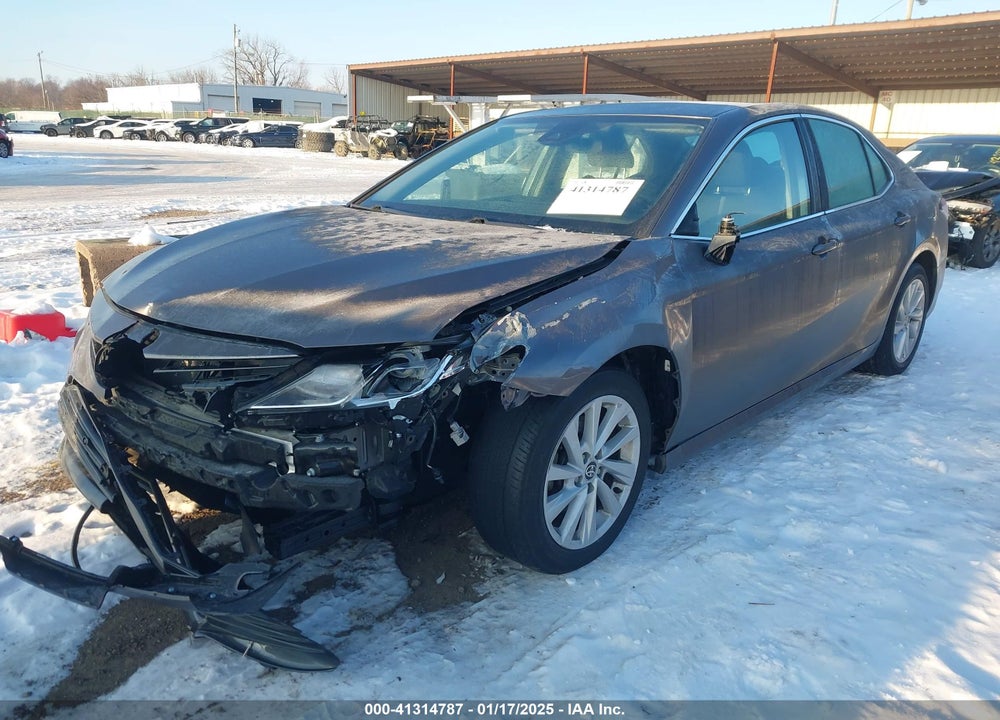 2022 TOYOTA CAMRY LE VIN: 4T1C11AK7NU674495