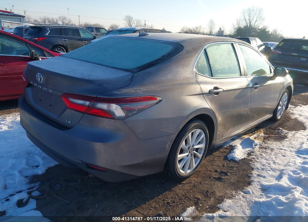 2022 TOYOTA CAMRY LE VIN: 4T1C11AK7NU674495