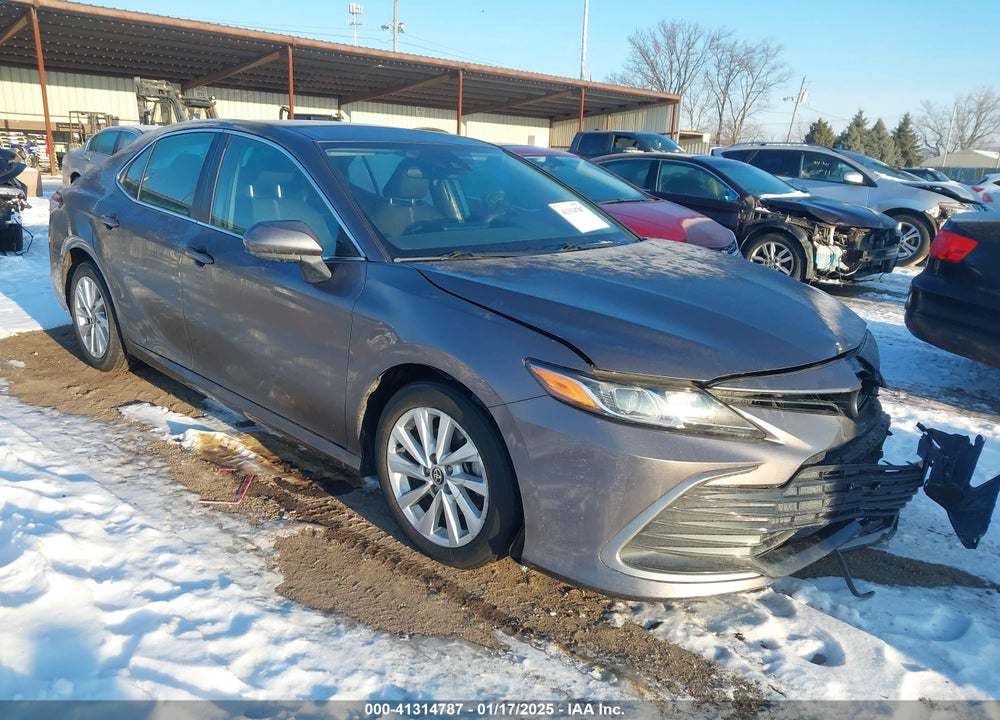 2022 TOYOTA CAMRY LE VIN: 4T1C11AK7NU674495