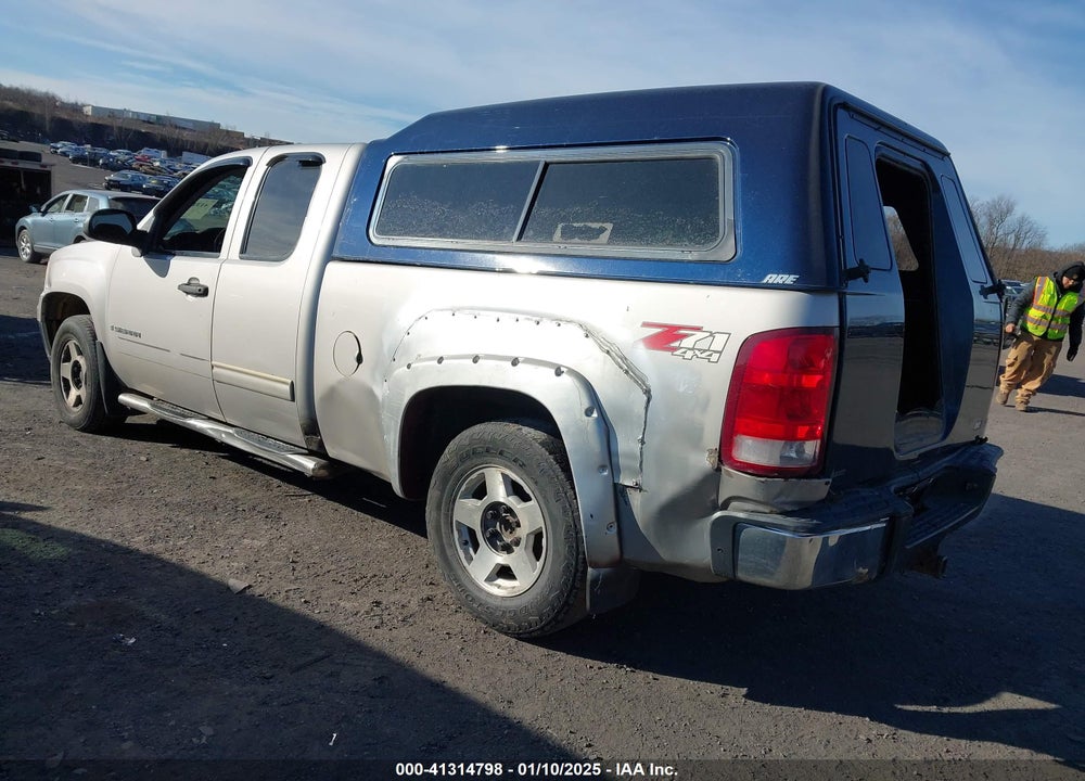 2008 GMC SIERRA K1500 VIN: 2GTEK19J981145233